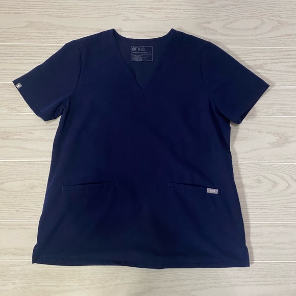 Figs Tops - Figs Casma three pocket top navy